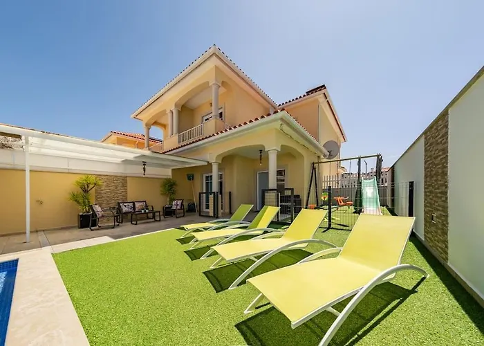 Casa Dom wakacyjny Nazaré